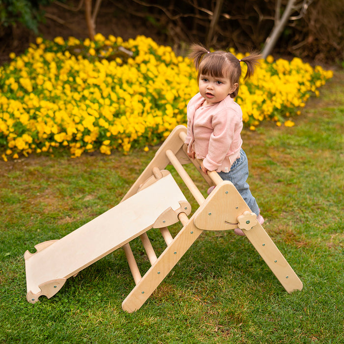 Pikler Triangle with Ramp 1/3 Years