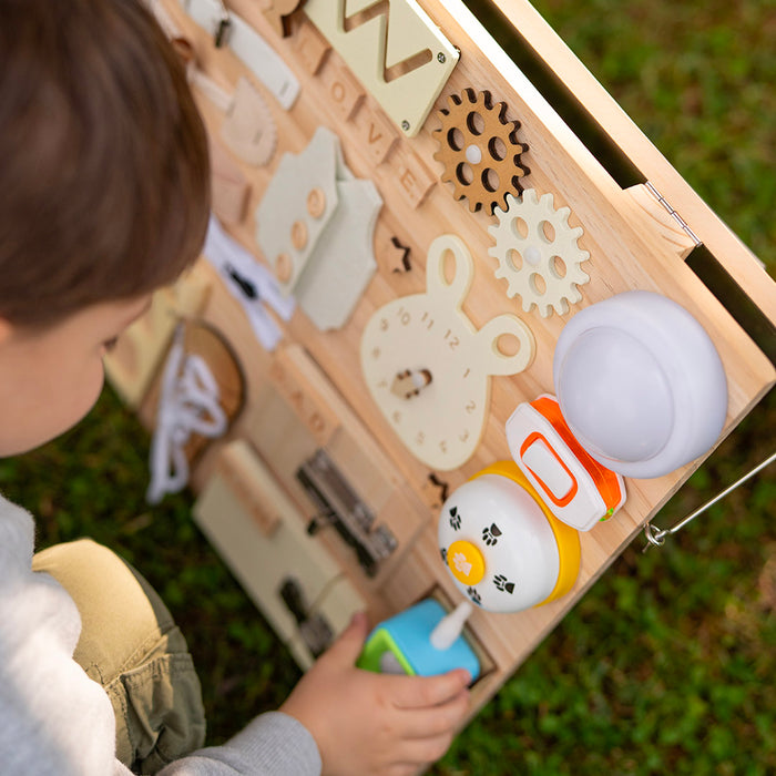 <tc>Happy Board Sensory BusyBoard</tc>