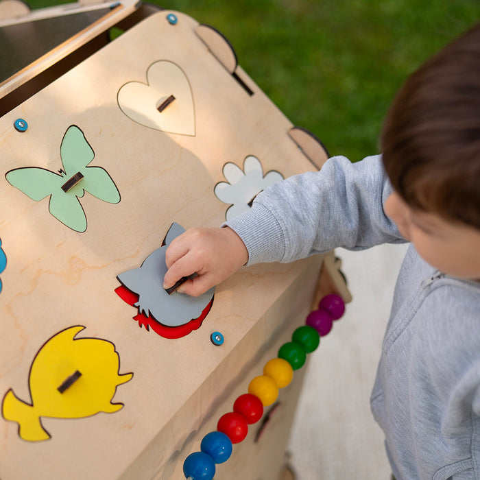 Maxi Montessori Activity House Happy Home