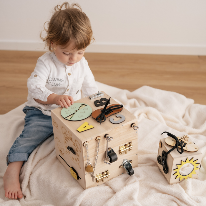 Cubo Interattivo Montessori Multi Attività