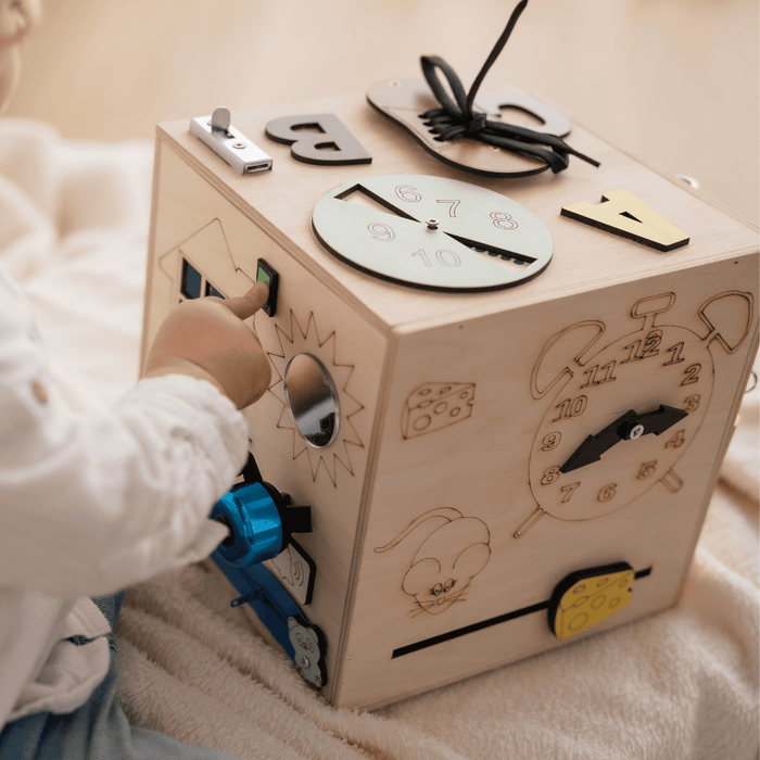 Cubo Interattivo Montessori Multi Attività