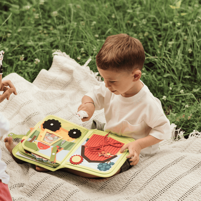 Interactive book Montessori Fattoria