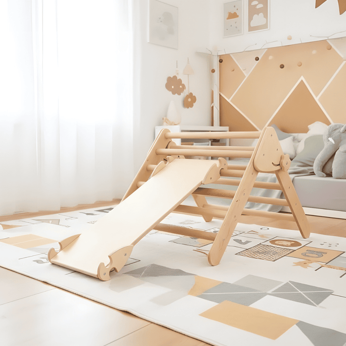 Pikler Triangle with Ramp 1/3 Years