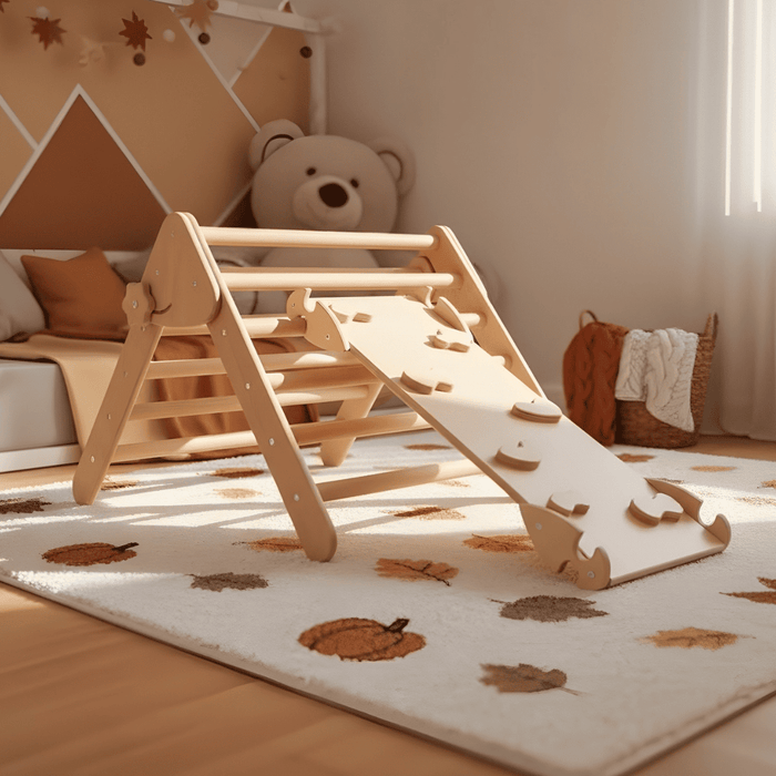Pikler Triangle with Ramp 1/3 Years